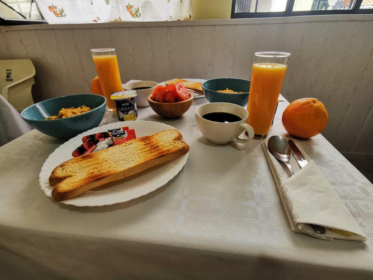 Hotel Dona Carmen *