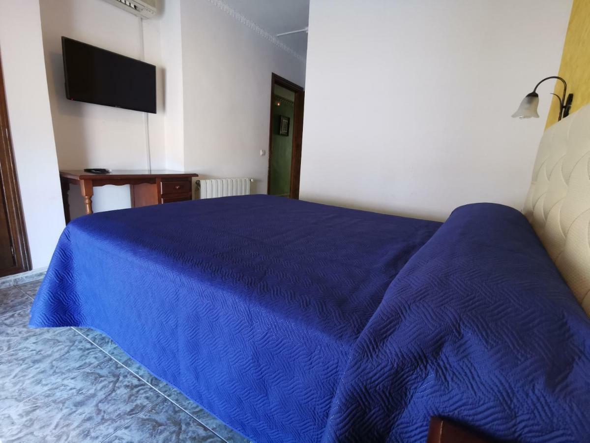 Doña Carmen Hotel *